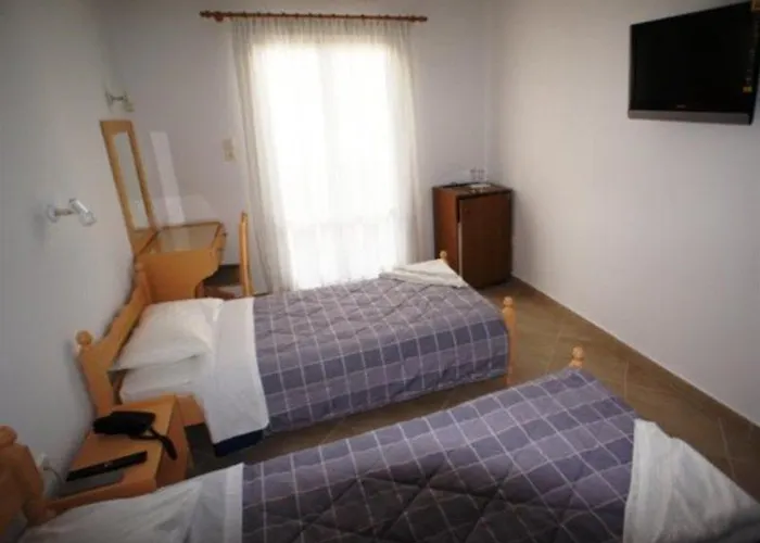 Ino Hotel Kamari (Santorini)