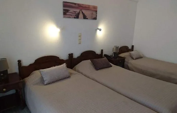 Ino 3* Kamari (Santorini)