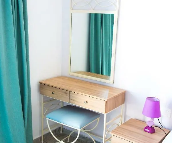 Ino 3* Kamari (Santorini)