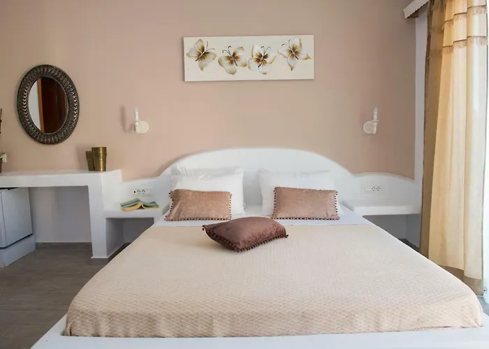 Hotel Ino Kamari (Santorini)