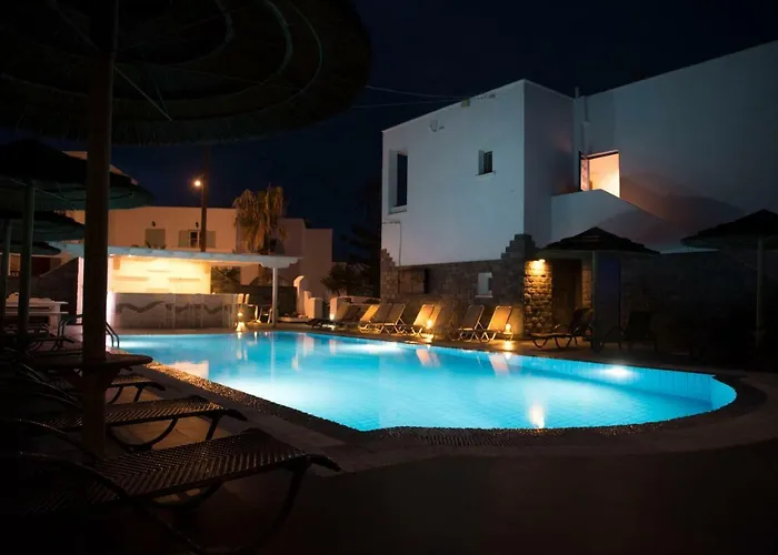 Ino Kamari (Santorini)