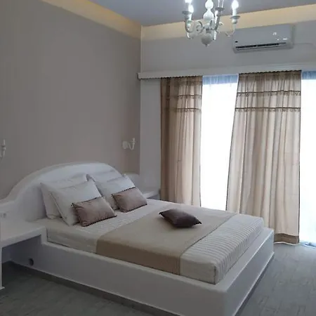 Ino Hotel 3*