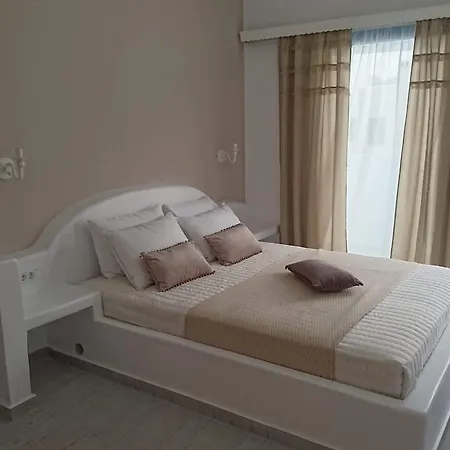 Hotel Ino Kamári
