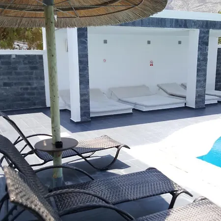 Hotel Ino Kamari (Santorini)