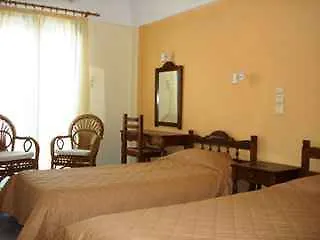 Ino 3* Kamari (Santorini)