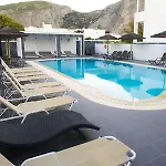 Ino Hotel 3*