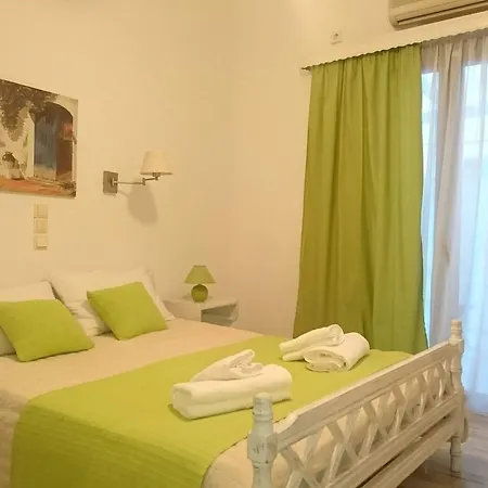 Hotell Ino 3*