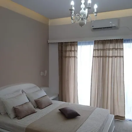 Ino Hotell