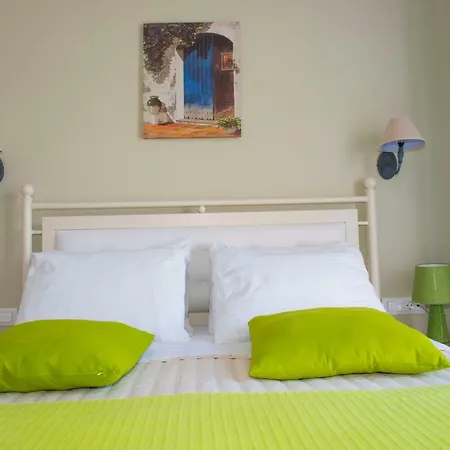 Ino Hotell
