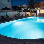 Hotel Ino 3*